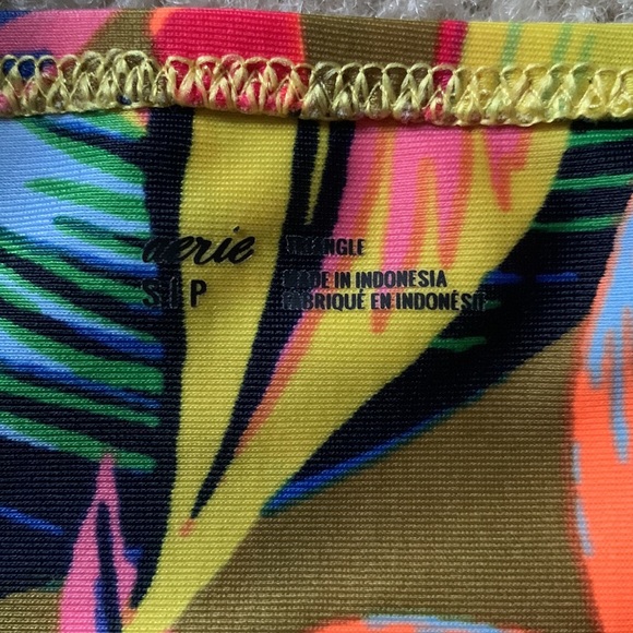 Gorgeous xs bikini. Super colorful while staying classy! Like new condition! - Picture 2 of 5